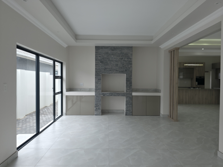 3 Bedroom Property for Sale in Fountains Estate Eastern Cape